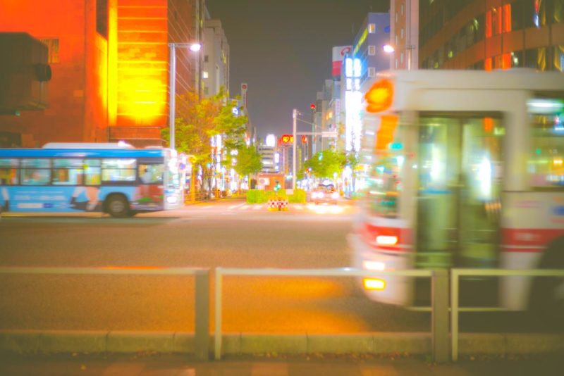 安い 10分で博多駅からキャナルシティーに一番早く行ける交通機関は 失敗しないおすすめはバス 後悔しないのは歩き 電車 Fukuokab フクビー
